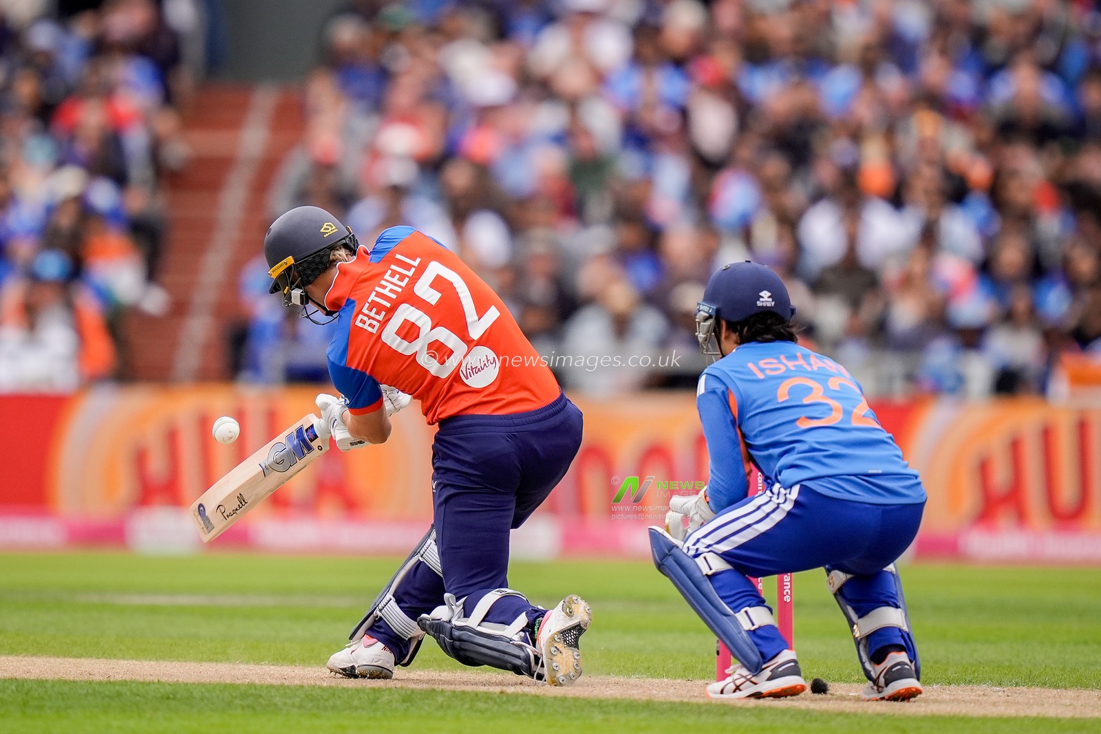 Jacob Bethell of England hits a four during the Second Vitality T20 International match England vs India at Old Trafford, Manchester, United Kingdom on 04 July 2026

(Photo by Maynard Manyowa/News Images)