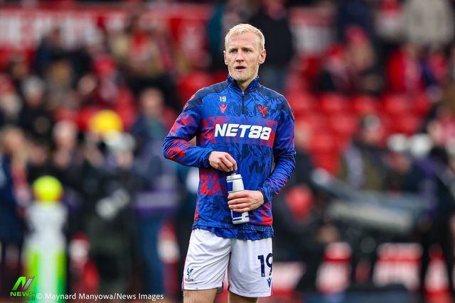 Will Hughes of Crystal Palace in the pregame warmup session  during the Premier League match Nottingham Forest vs Crystal Palace at City Ground, Nottingham, United Kingdom, 1st February 2026

(Photo by Alfie Cosgrove/News Images)