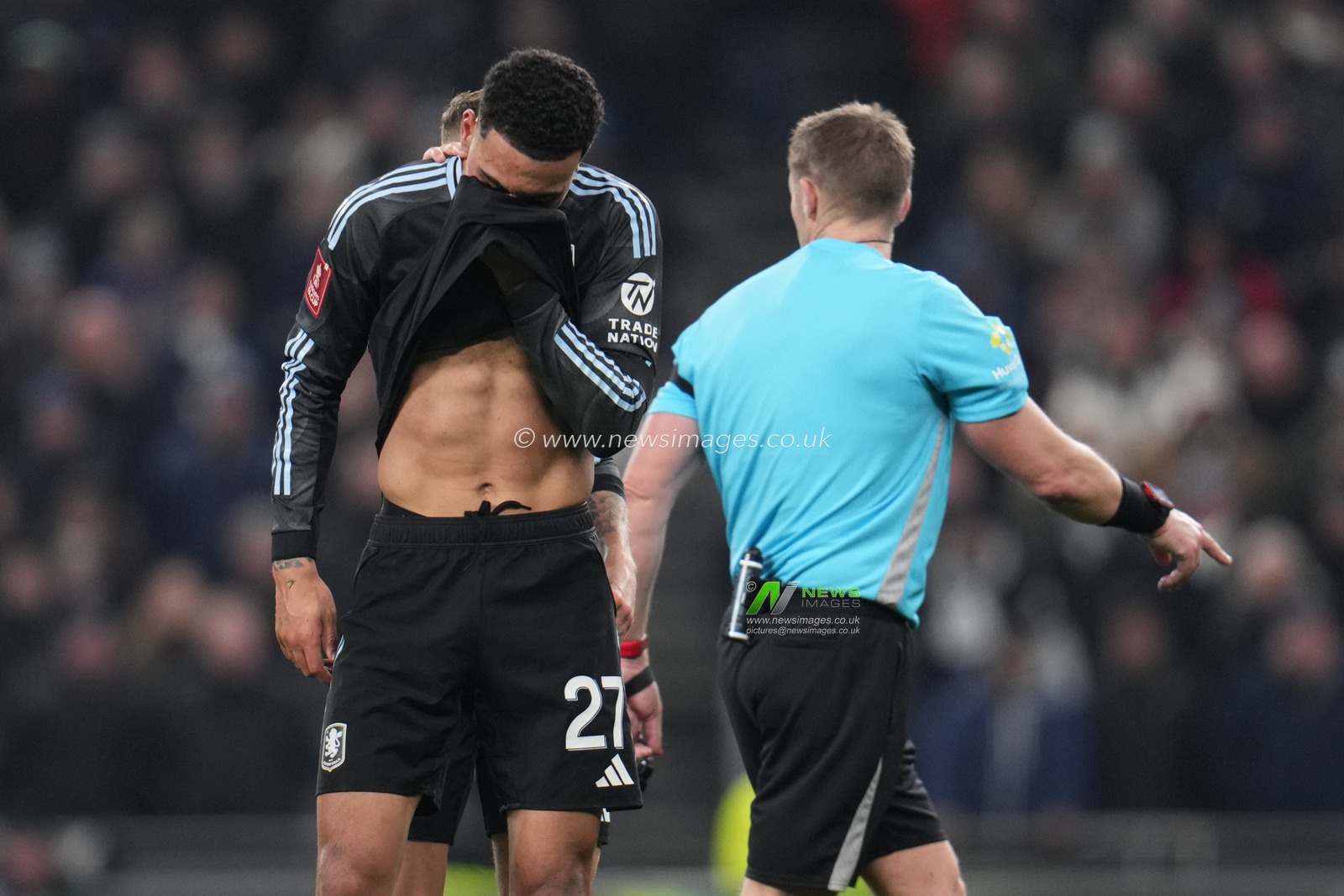 Morgan Rogers of Aston Villa during the Emirates FA Cup Third Round match Tottenham Hotspur vs Aston Villa at Tottenham Hotspur Stadium, London, United Kingdom, 10th January 2026

(Photo by Harvey Murphy/News Images)