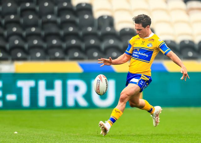 Brodie Croft of Leeds Rhinos in action  during the Betfred Super League Round 24 match Hull FC vs Leeds Rhinos at MKM Stadium, Hull, United Kingdom, 30th August 2025

(Photo by Richard Bierton/News Images)