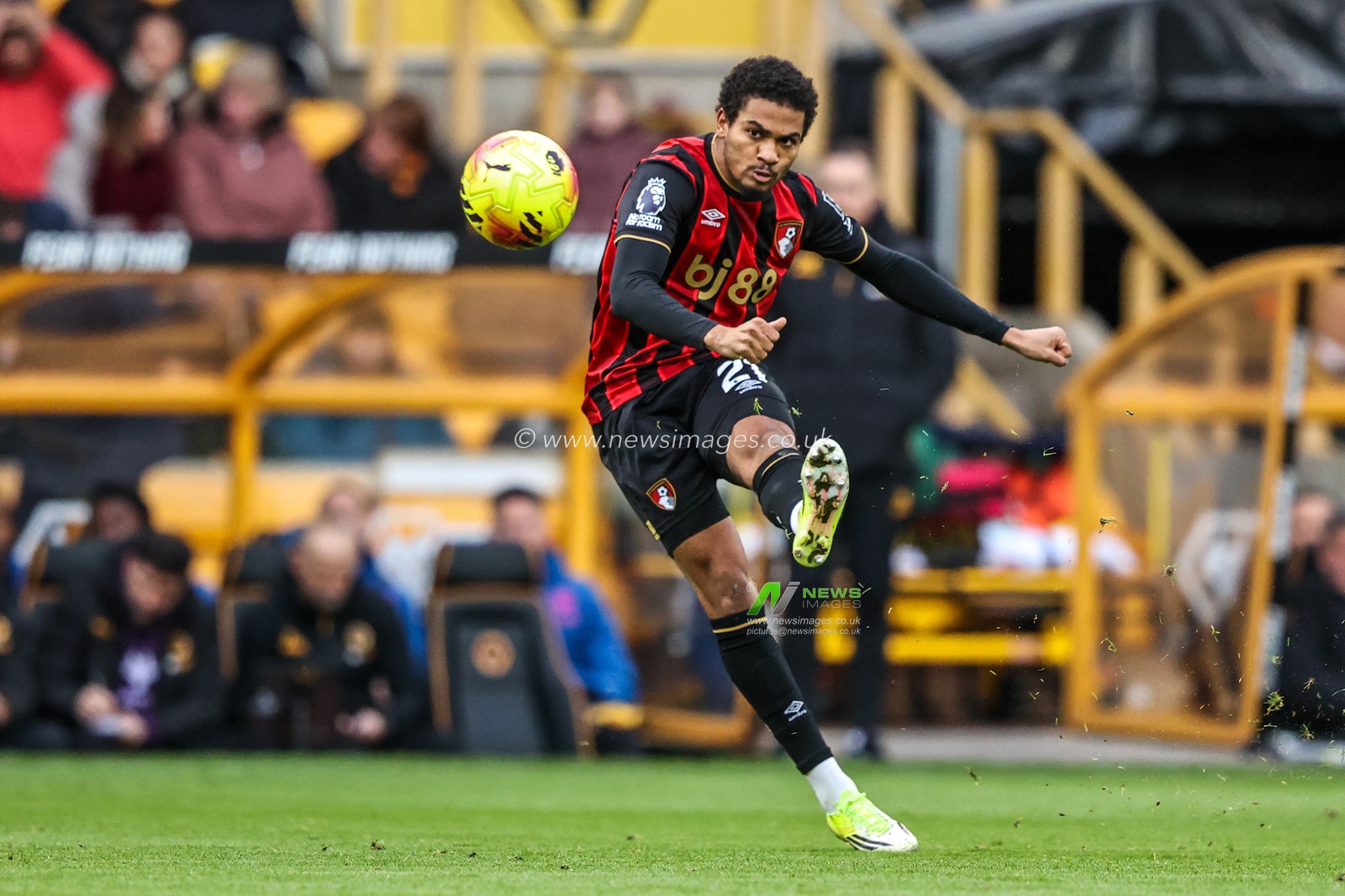 Amine Adli of Bournemouth passes the ball during the Premier League match Wolverhampton Wanderers vs Bournemouth at Molineux, Wolverhampton, United Kingdom, 31st January 2026

(Photo by Alfie Cosgrove/News Images)