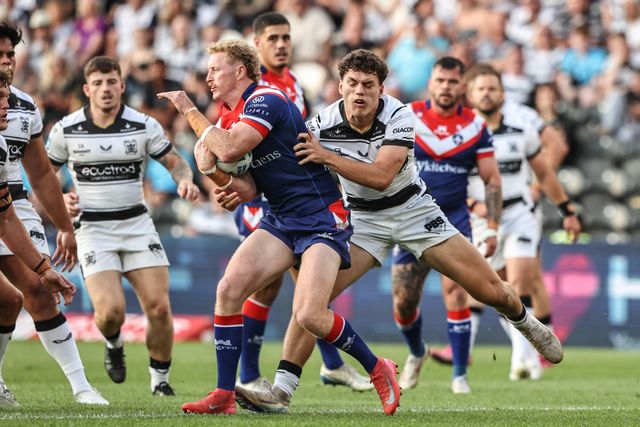 Lachlan Walmsley of Wakefield Trinity is tackled by Lewis Martin of Hull FC during the Betfred Super League round 18 match Hull FC vs Wakefield Trinity at MKM Stadium, Hull, United Kingdom, 10th July 2025

(Photo by Alfie Cosgrove/News Images)