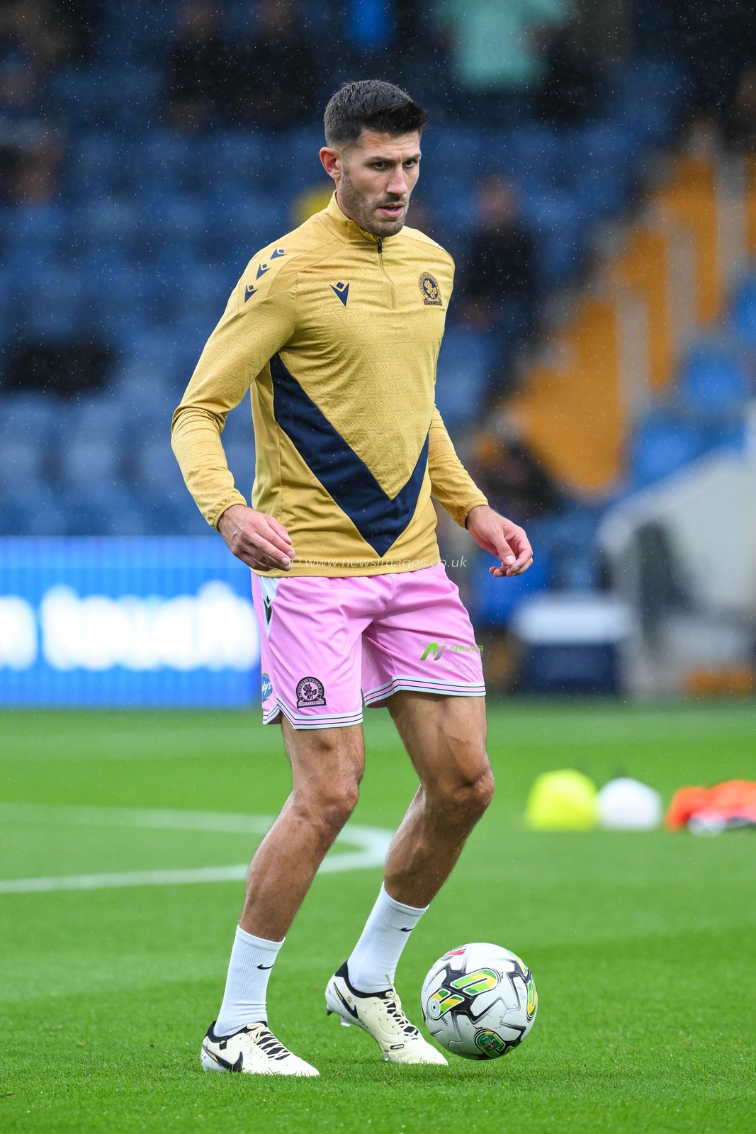 Danny Batth of Blackburn Rovers during the pre-game warmup ahead of the Carabao Cup match Stockport County vs Blackburn Rovers at Edgeley Park Stadium, Stockport, United Kingdom, 13th August 2024

(Photo by Craig Thomas/News Images)