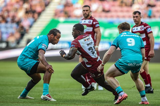 Christian Wade of Wigan Warriors breaks with the ball during the Betfred Super League round 18 match Wigan Warriors vs Huddersfield Giants at The Brick Community Stadium, Wigan, United Kingdom, 11th July 2025

(Photo by Alfie Cosgrove/News Images)