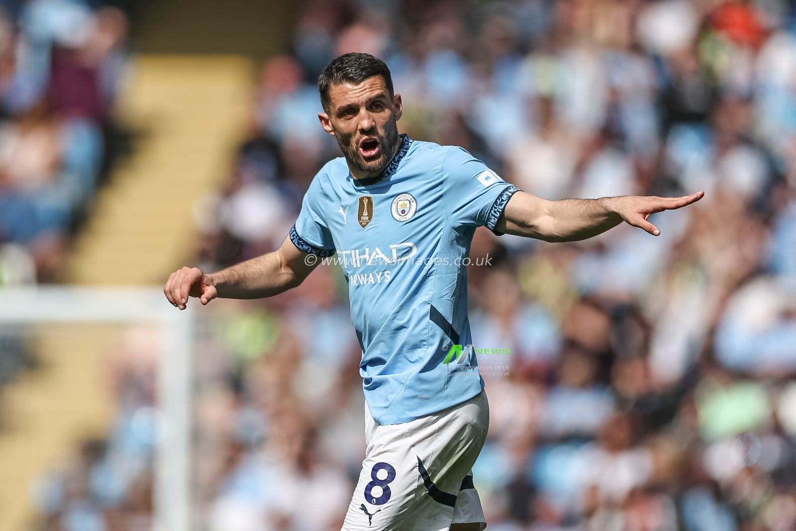 Mateo KovaÄiÄ‡ of Manchester City reacts during the Premier League match Manchester City vs Crystal Palace at Etihad Stadium, Manchester, United Kingdom, 12th April 2025

(Photo by Mark Cosgrove/News Images)