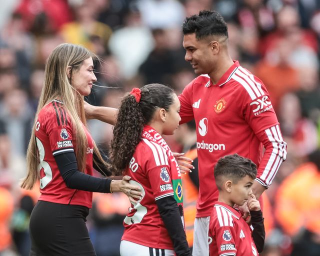 Casemiro of Manchester United with his wife Anna Mariana Casemiro and their children after the final home game of the season during the Premier League match Manchester United vs Nottingham Forest at Old Trafford, Manchester, United Kingdom on 17 May 2026

(Photo by Mark Cosgrove/News Images)
