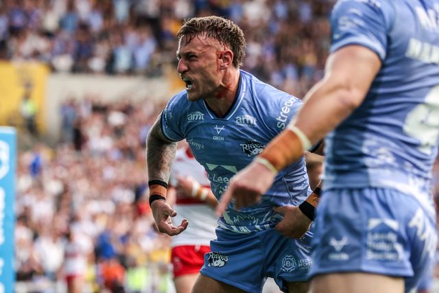 Chris Hankinson of Leeds Rhinos celebrates his try during the Betfred Super League round 16 match Leeds Rhinos vs Hull KR at AMT Headingley Stadium, Leeds, United Kingdom on 26 June 2026

(Photo by Alfie Cosgrove/News Images)