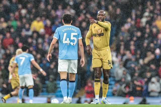 Jean-Philippe Mateta of Crystal Palace gives his team instructions during the Premier League match Manchester City vs Crystal Palace at Etihad Stadium, Manchester, United Kingdom on 13 May 2026

(Photo by Mark Cosgrove/News Images)