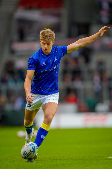 Warrington warriors players in the pre-game warm up session during the Betfred Super League round 14 match St Helens vs Warrington Wolves at The BrewDog Stadium, St Helens, United Kingdom on 11 June 2026

(Photo by Maynard Manyowa/News Images)