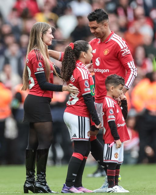 Casemiro of Manchester United with his wife Anna Mariana Casemiro and their children after the final home game of the season during the Premier League match Manchester United vs Nottingham Forest at Old Trafford, Manchester, United Kingdom on 17 May 2026

(Photo by Mark Cosgrove/News Images)