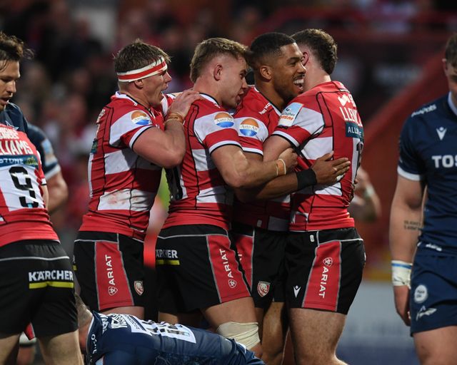 Gloucester celebrate  Ben Loader of Gloucester Rugby try during the Gallagher Premiership match Gloucester vs Sale Sharks at Kingsholm Stadium, Gloucester, United Kingdom on 08 May 2026

(Photo by Alex Williamson/News Images)