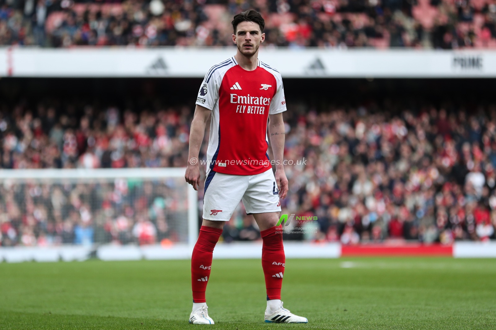 Declan Rice of Arsenal during the Premier League match Arsenal vs Chelsea at Emirates Stadium, London, United Kingdom, 16th March 2025

(Photo by Izzy Poles/News Images)