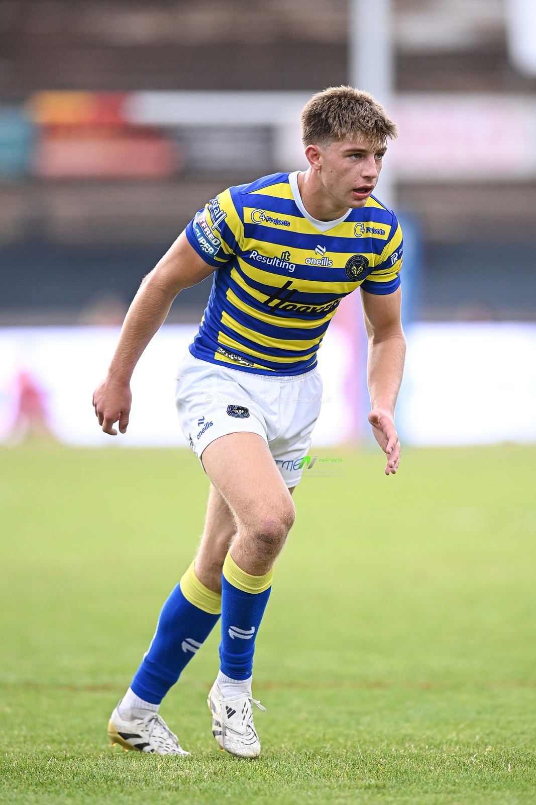 Ewan Irwin of Warrington Wolves during the Betfred Super League round 22 match Bradford Bulls vs Warrington Wolves at Odsal Stadium, Bradford, United Kingdom on 08 August 2026

(Photo by Ben Roberts/News Images)