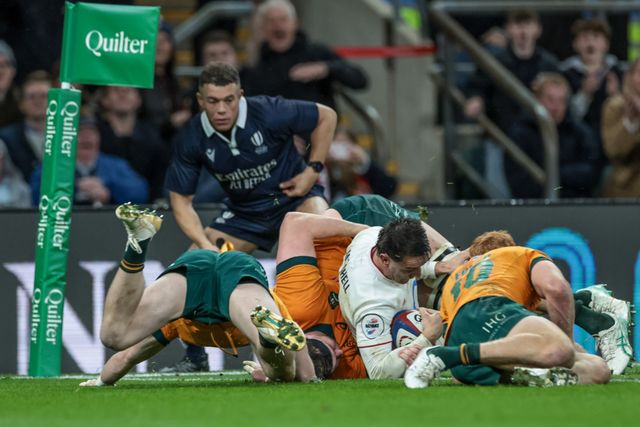 Alex Mitchell of England goes over for a try during the Quilter Nations Series 2025 match England vs Australia at Allianz Stadium, Twickenham, United Kingdom, 1st November 2025

(Photo by Mark Cosgrove/News Images)

*** GER AUT SUI OUT ***