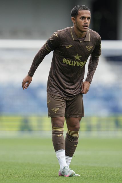 Fabio Carvalho of Brentford during the Pre-season friendly match Queens Park Rangers vs Brentford at Kiyan Prince Foundation Stadium, London, United Kingdom, 2nd August 2025

(Photo by Harvey Murphy/News Images)