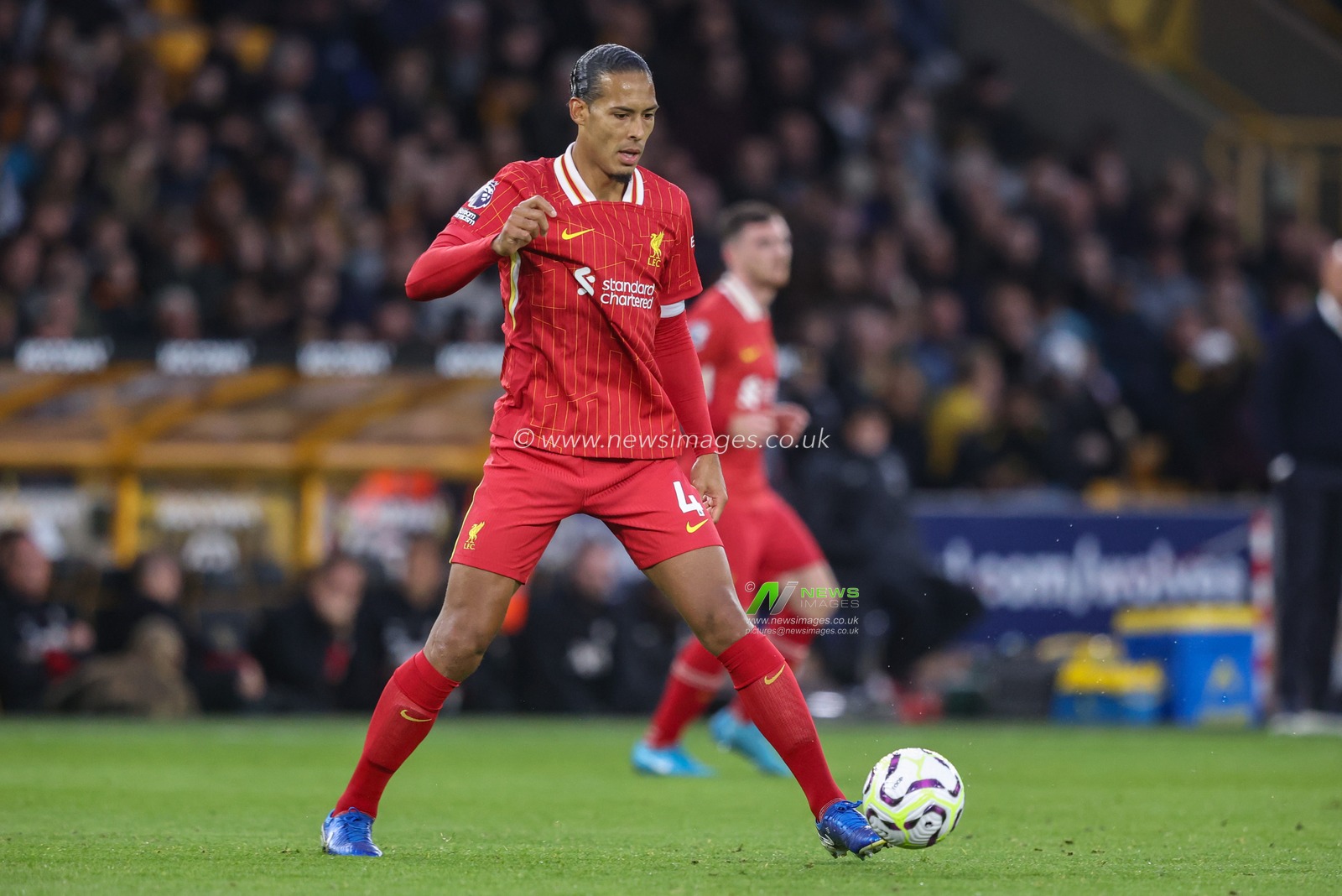 Virgil van Dijk of Liverpool during the Premier League match Wolverhampton Wanderers vs Liverpool at Molineux, Wolverhampton, United Kingdom, 28th September 2024

(Photo by Alfie Cosgrove/News Images)