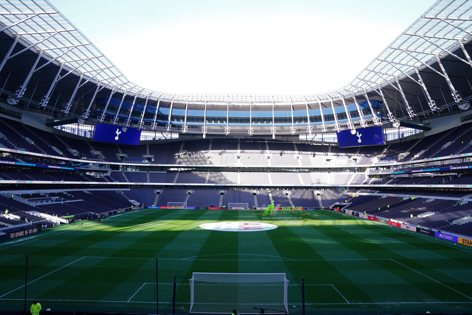 General view of the Tottenham Hotspur stadium ahead of the Premier League match Tottenham Hotspur vs Sunderland at Tottenham Hotspur Stadium, London, United Kingdom, 4th January 2026

(Photo by Harvey Murphy/News Images)

*** GER AUT SUI OUT ***
