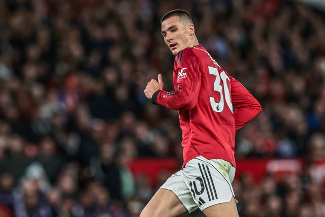 Benjamin Sesko of Manchester United during the Premier League match Manchester United vs Brentford at Old Trafford, Manchester, United Kingdom on 27 April 2026

(Photo by Mark Cosgrove/News Images)