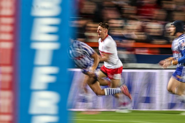 Tom Davies of Hull KR in action during the Betfred Super League round 6 match Hull KR vs St Helens at Sewell Group Craven Park, Hull, United Kingdom on 27 March 2026

(Photo by Alfie Cosgrove/News Images)