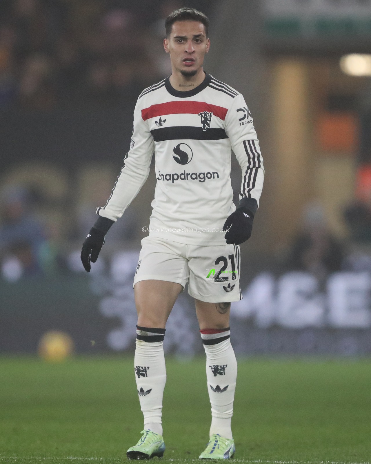 Antony of Manchester United during the Premier League match Wolverhampton Wanderers vs Manchester United at Molineux, Wolverhampton, United Kingdom, 26th December 2024

(Photo by Gareth Evans/News Images)