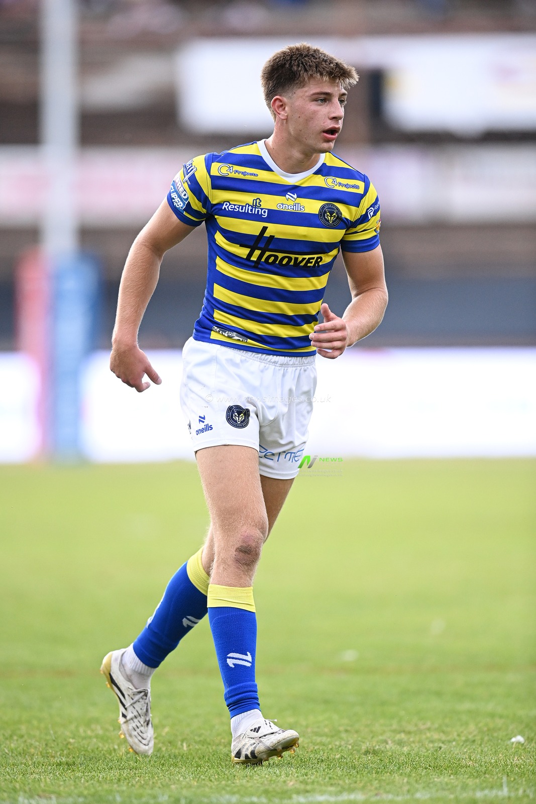 Ewan Irwin of Warrington Wolves during the Betfred Super League round 22 match Bradford Bulls vs Warrington Wolves at Odsal Stadium, Bradford, United Kingdom on 08 August 2026

(Photo by Ben Roberts/News Images)