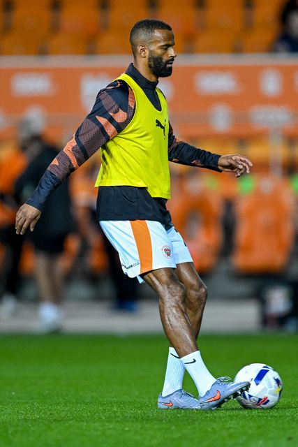 Michael Ihiekwe of Blackpool warms up prior to the Sky Bet League 1 match Blackpool vs Luton Town at Bloomfield Road, Blackpool, United Kingdom, 30th September 2025

(Photo by Adam Gee/News Images)