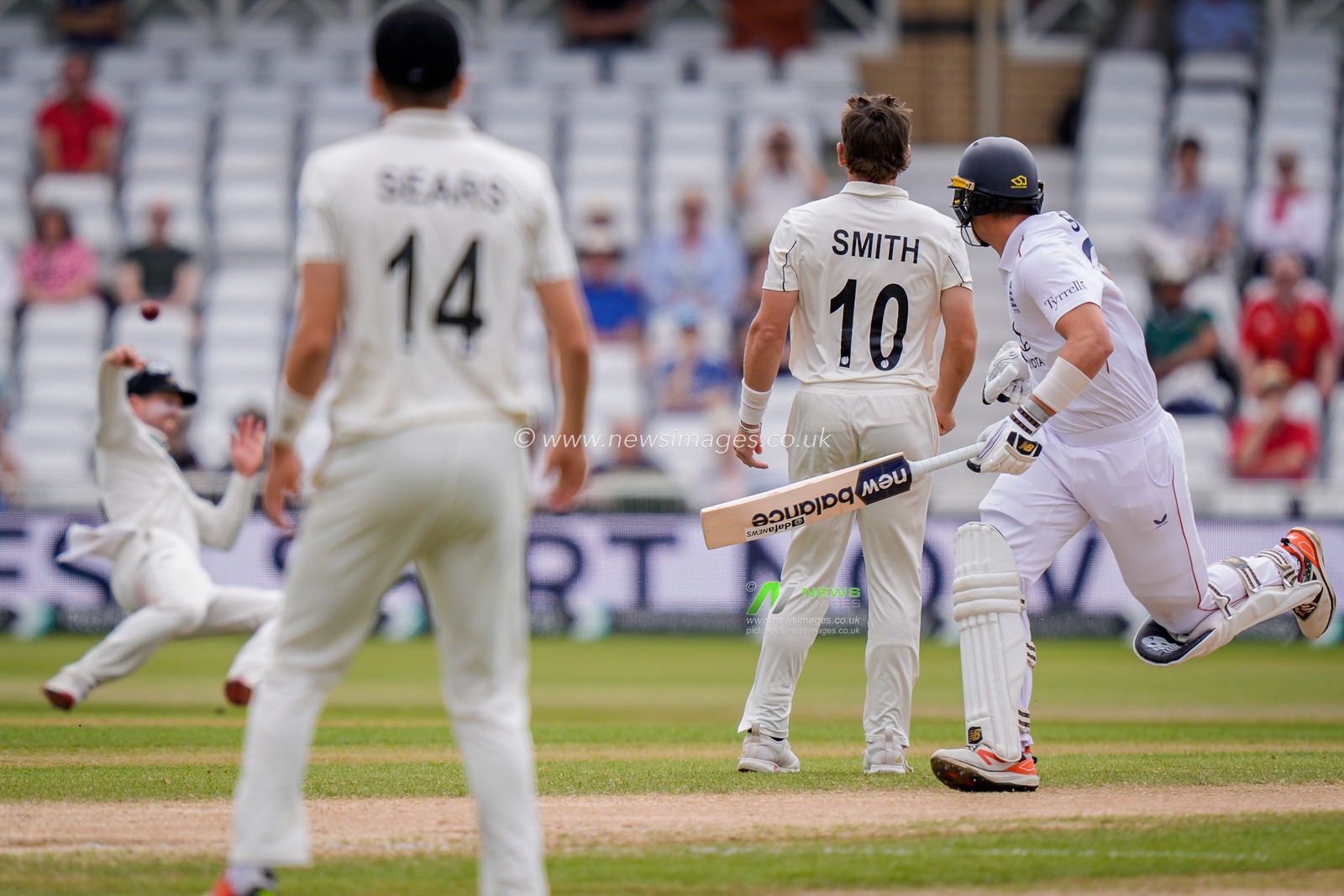 Joe Root of England sets off for a quick single an is run out by Henry Nicholls of New Zealand during the 3rd Rothesay Test Match Day 5 match England vs New Zealand at Trent Bridge, Nottingham, United Kingdom on 29 June 2026

(Photo by Maynard Manyowa/News Images)