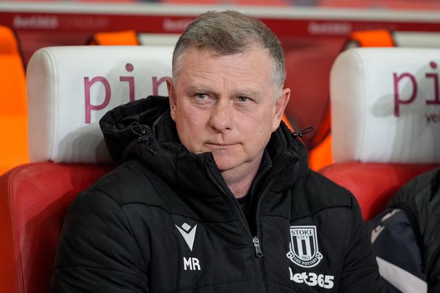 Mark Robins manager of Stoke City looks on during the Sky Bet Championship match Stoke City vs Oxford United at Bet365 Stadium, Stoke On Trent, United Kingdom on 25 February 2026

(Photo by Maynard Manyowa/News Images)