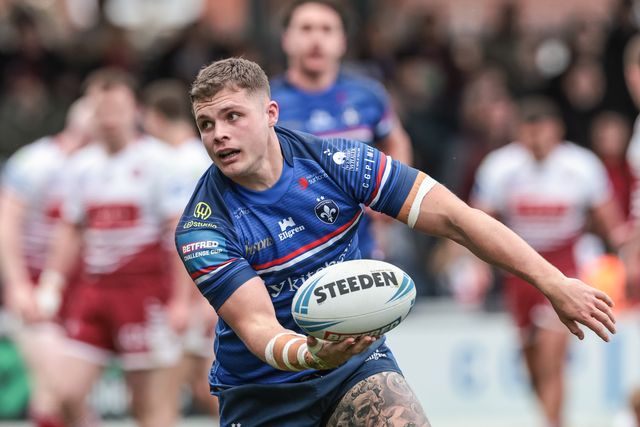 Cameron Scott of Wakefield Trinity celebrates his try during the Betfred Challenge Cup Quarter Final match Wakefield Trinity vs Wigan Warriors at DIY Kitchens Stadium, Wakefield, United Kingdom on 12 April 2026

(Photo by Mark Cosgrove/News Images)