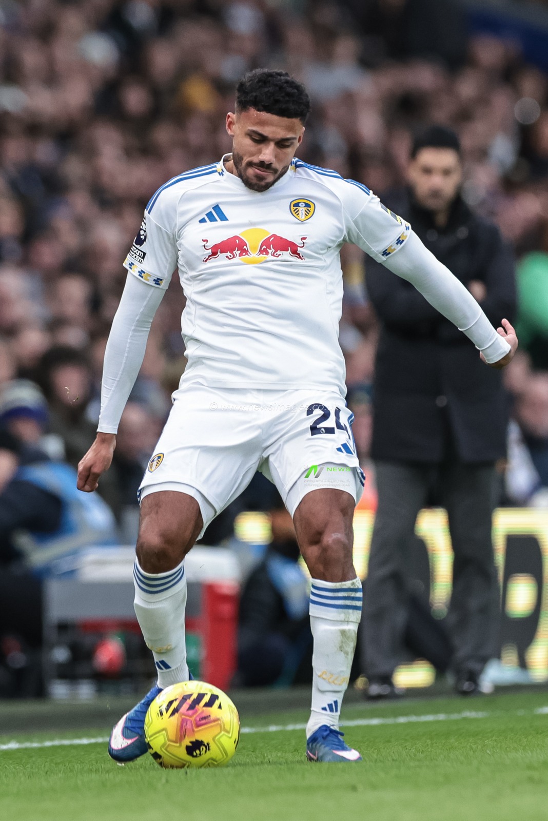 James Justin of Leeds United passes the ball during the Premier League match Leeds United vs Arsenal at Elland Road, Leeds, United Kingdom, 31st January 2026

(Photo by Mark Cosgrove/News Images)