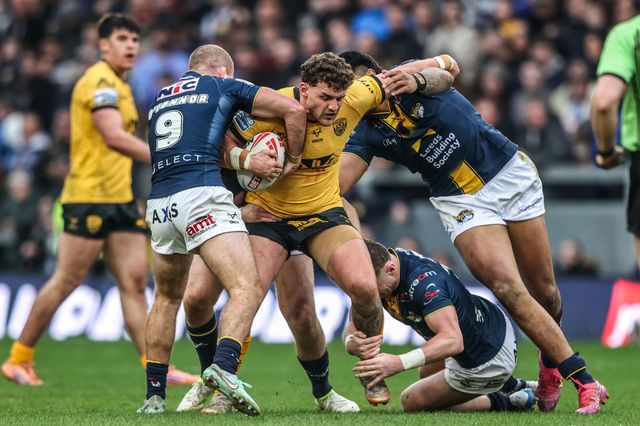 George Lawler of Castleford Tigers is tackled by Jarrod O'Connor of Leeds Rhinos during the Betfred Super League round 4 match Leeds Rhinos vs Castleford Tigers at AMT Headingley Stadium, Leeds, United Kingdom on 08 March 2026

(Photo by Alfie Cosgrove/News Images)