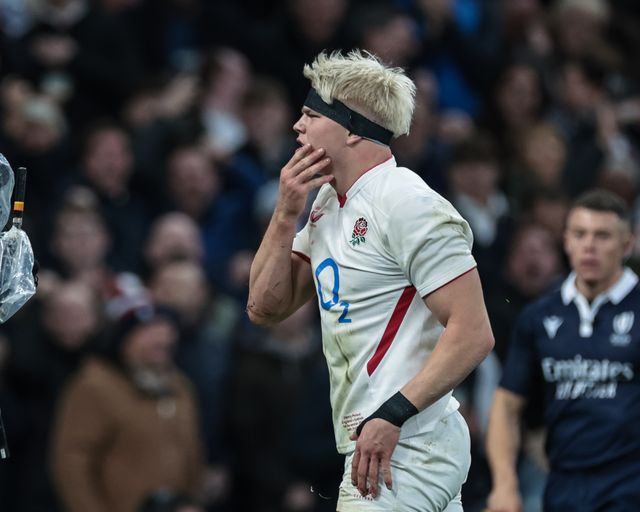 Henry Pollock of England celebrates his try during the Quilter Nations Series 2025 match England vs Australia at Allianz Stadium, Twickenham, United Kingdom, 1st November 2025

(Photo by Mark Cosgrove/News Images)

*** GER AUT SUI OUT ***
