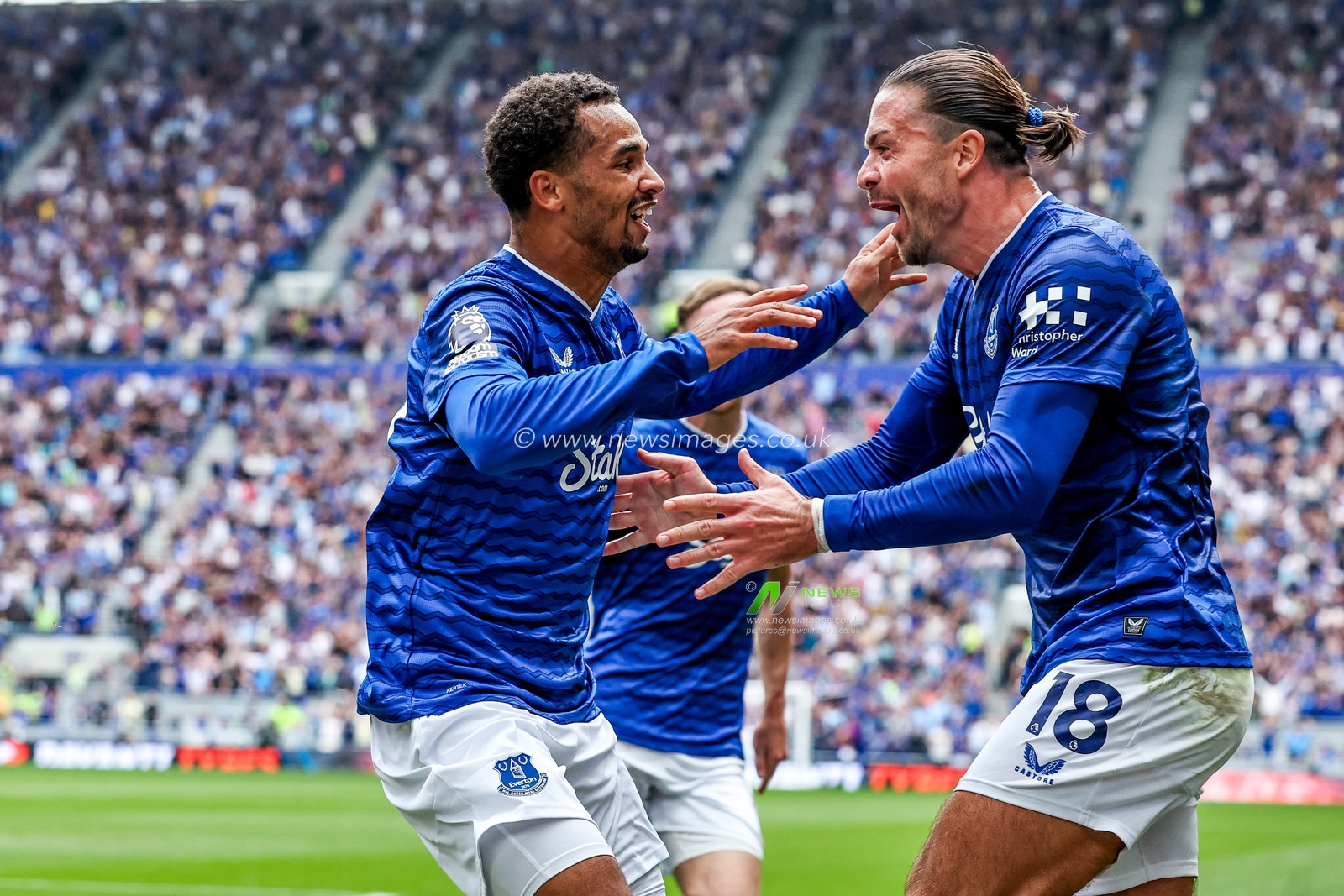 Iliman Ndiaye of Everton celebrates his goal with Jack Grealish to make it 1-0 during the Premier League match Everton vs Brighton and Hove Albion at Hill Dickinson Stadium, Liverpool, United Kingdom, 24th August 2025

(Photo by Mark Cosgrove/News Images)