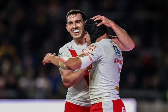 Jonny Lomax of St. Helens celebrates his try making it 6-4 during the Betfred Super League play-off Eliminator 2 match Leeds Rhinos vs St Helens at Headingley Stadium, Leeds, United Kingdom, 27th September 2025

(Photo by Alfie Cosgrove/News Images)