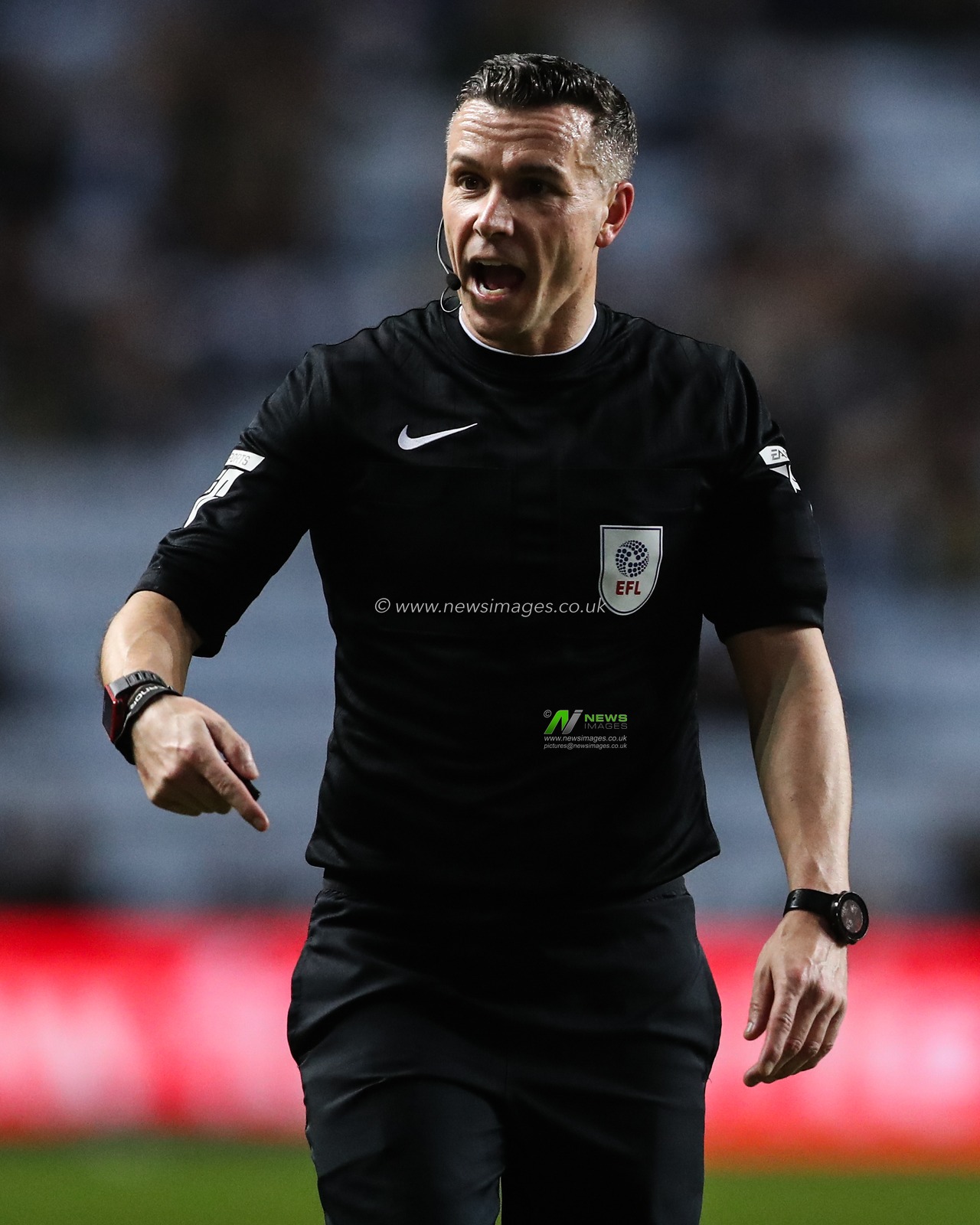 Referee Dean Whitestone during the Sky Bet Championship match Coventry City vs Leeds United at Coventry Building Society Arena, Coventry, United Kingdom, 5th February 2025

(Photo by Gareth Evans/News Images)