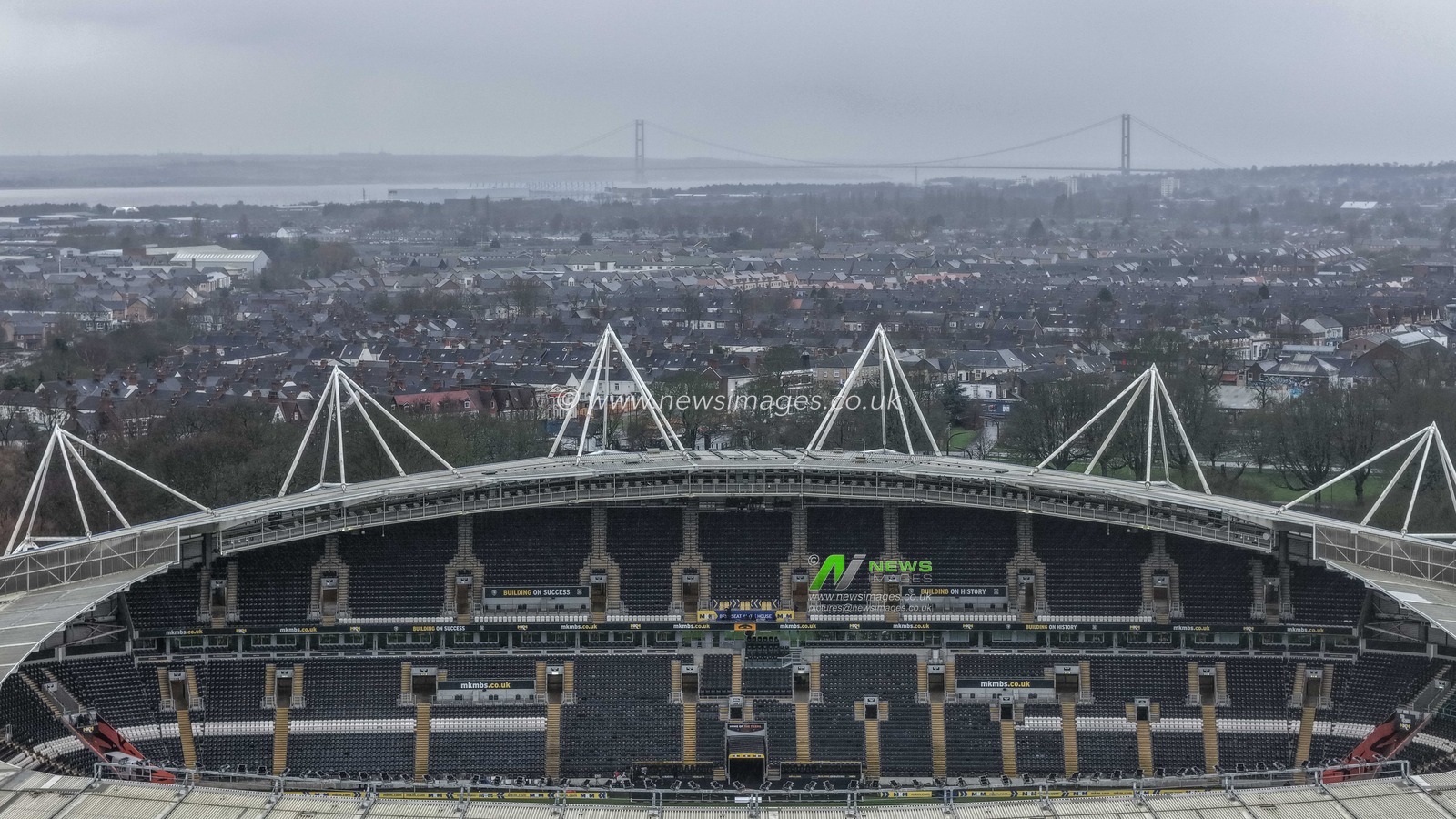 An aerial view of of the MKM Stadium and the Humber Bridge in the background during the Emirates FA Cup 4th Round match Hull City vs Chelsea at MKM Stadium, Hull, United Kingdom on 13 February 2026

(Photo by Mark Cosgrove/News Images)