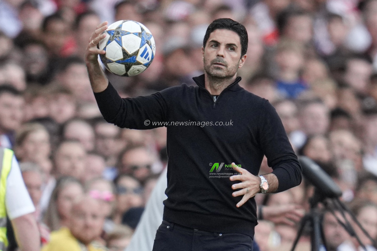 Mikel Arteta manager of Arsenal during the Pre-season friendly match Arsenal vs Villarreal at Emirates Stadium, London, United Kingdom, 6th August 2025

(Photo by Harvey Murphy/News Images)