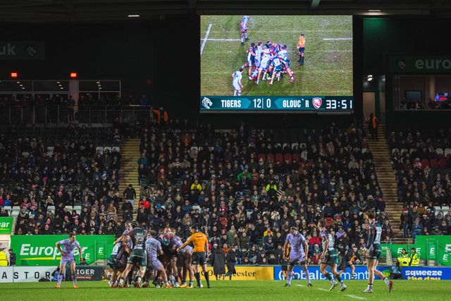 Both teams scrum during the Gallagher Premiership match Leicester Tigers vs Gloucester Rugby at Mattioli Woods Welford Road Stadium, Leicester, United Kingdom, 19th December 2025

(Photo by Craig Evans/News Images)

*** GER AUT SUI OUT ***