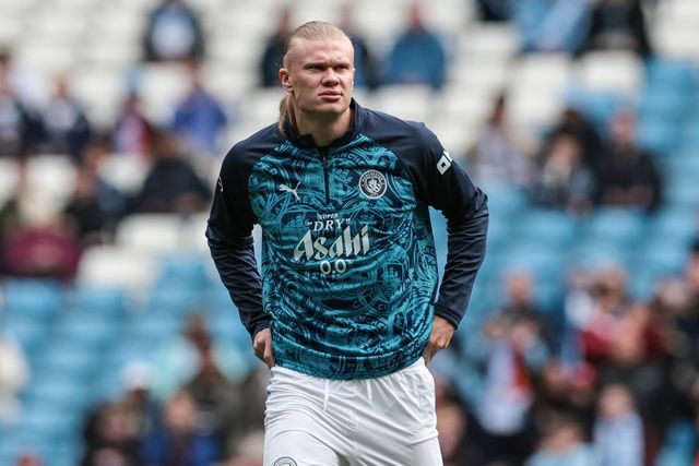 Erling Haaland of Manchester City in the pregame warmup session during the Emirates FA Cup Quarter-Final match Manchester City vs Liverpool at Etihad Stadium, Manchester, United Kingdom on 04 April 2026

(Photo by Mark Cosgrove/News Images)