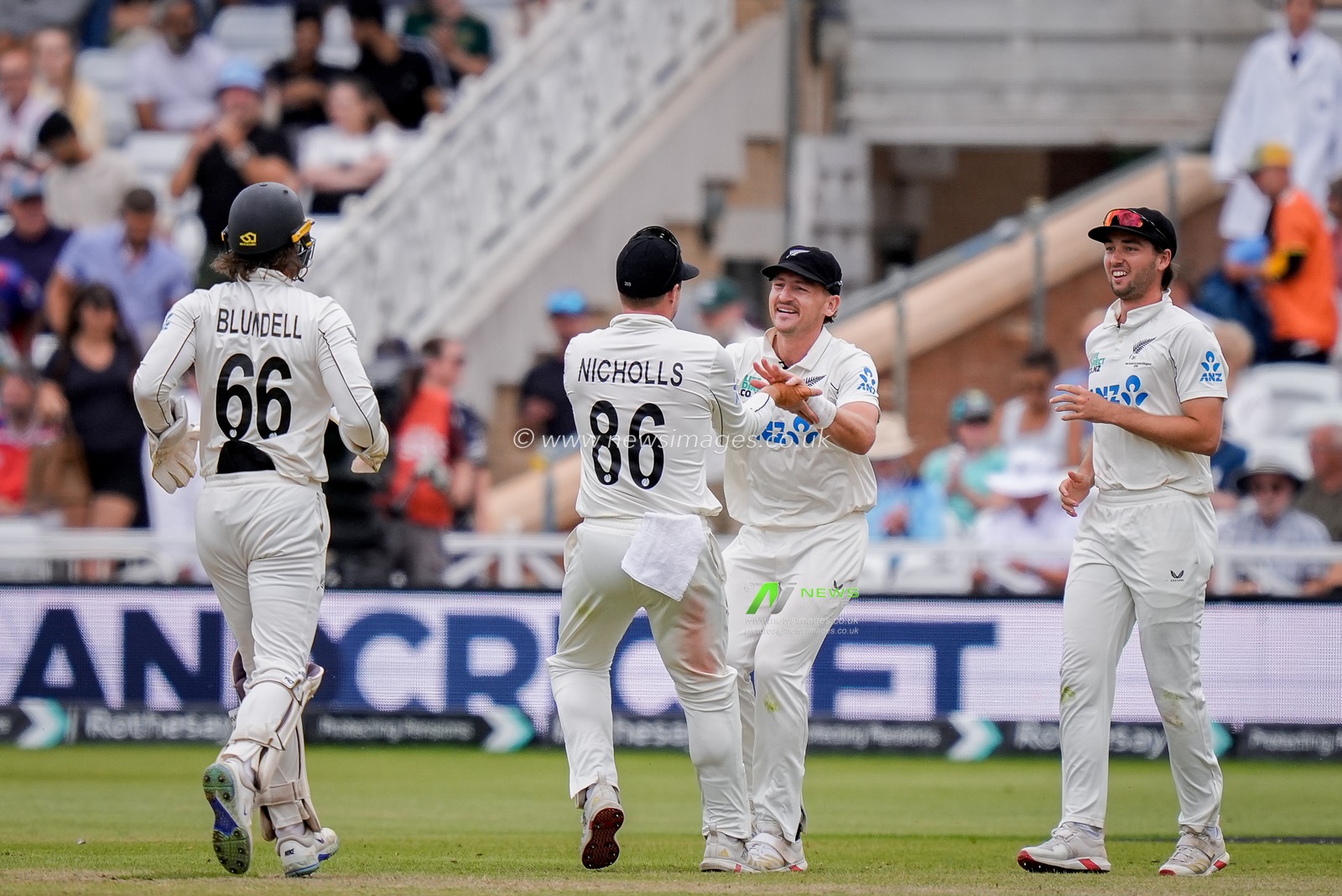 New Zealand layers celebrate winning the test match during the 3rd Rothesay Test Match Day 5 match England vs New Zealand at Trent Bridge, Nottingham, United Kingdom on 29 June 2026

(Photo by Maynard Manyowa/News Images)