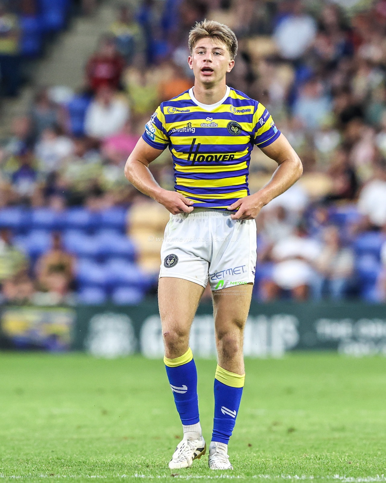 Ewan Irwin of Warrington Wolves in action during the Betfred Super League round 16 match Warrington Wolves vs Catalans Dragons at The Halliwell Jones Stadium, Warrington, United Kingdom on 25 June 2026

(Photo by Alfie Cosgrove/News Images)