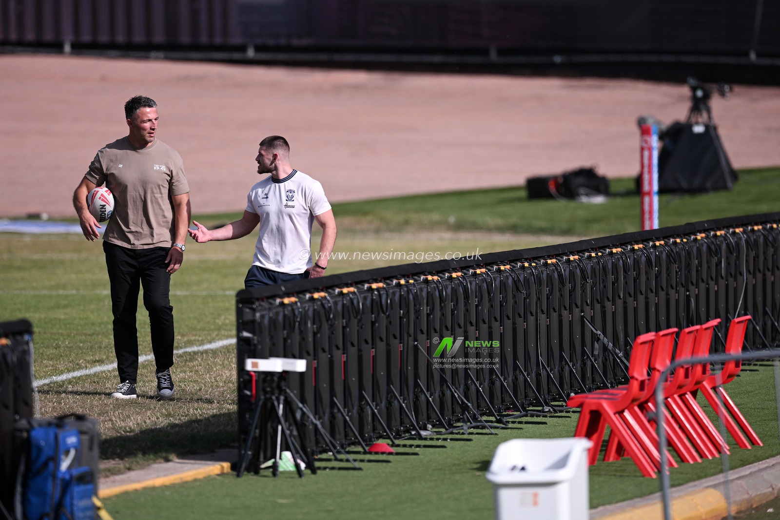 Manager of Warrington Wolves, Sam Burgess, interacts with Danny Walker of Warrington Wolves prior to the Betfred Super League round 22 match Bradford Bulls vs Warrington Wolves at Odsal Stadium, Bradford, United Kingdom on 08 August 2026

(Photo by Ben Roberts/News Images)