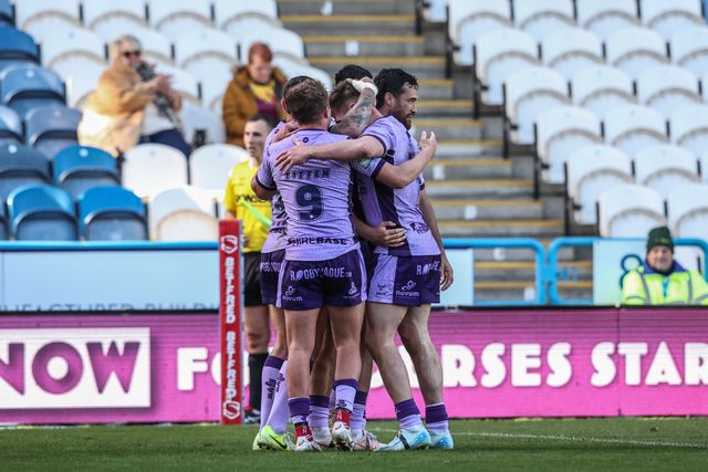 Tom Davies of Hull KR celebrates his try during the Betfred Super League Round 6 match Huddersfield Giants vs Hull KR at John Smith's Stadium, Huddersfield, United Kingdom, 30th March 2025

(Photo by Alfie Cosgrove/News Images)