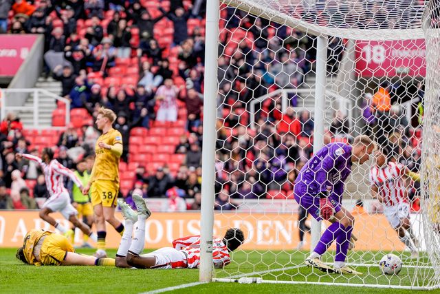 Jesurun Rak-Sakyi of Stoke City scores to make it  1-1 during the Sky Bet Championship match Stoke City vs Blackburn Rovers at Bet365 Stadium, Stoke On Trent, United Kingdom on 11 April 2026

(Photo by Maynard Manyowa/News Images)