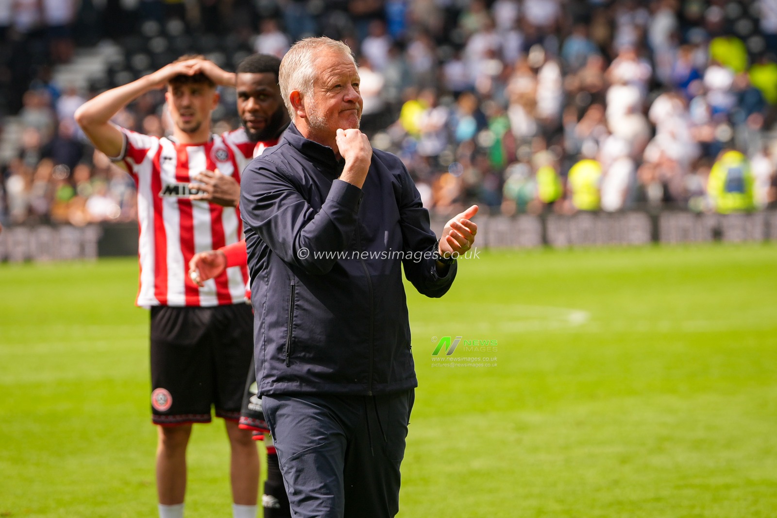 Chris Wilder manager of Sheffield United applauds the fans after the final whistle  during the Sky Bet Championship match Derby County vs Sheffield United at Pride Park Stadium, Derby, United Kingdom on 02 May 2026

(Photo by Maynard Manyowa/News Images)
