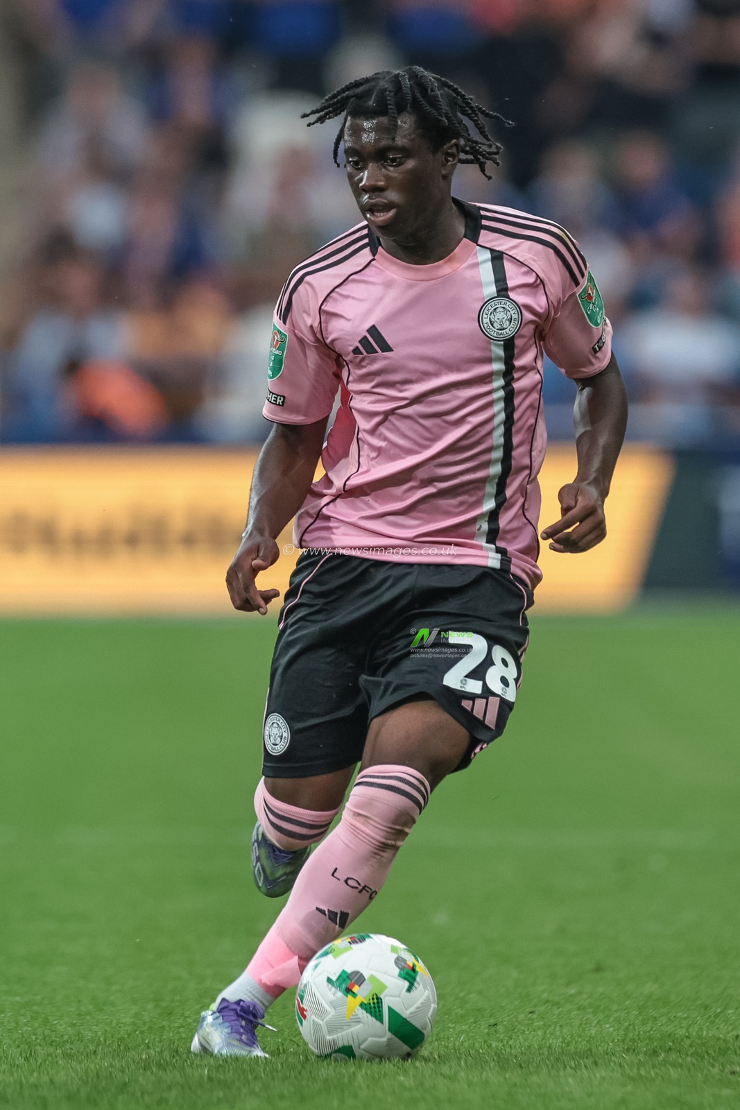 Jeremy Monga of Leicester City breaks with the ball during the Carabao Cup match Huddersfield Town vs Leicester City at Accu Stadium, Huddersfield, United Kingdom, 13th August 2025

(Photo by Mark Cosgrove/News Images)