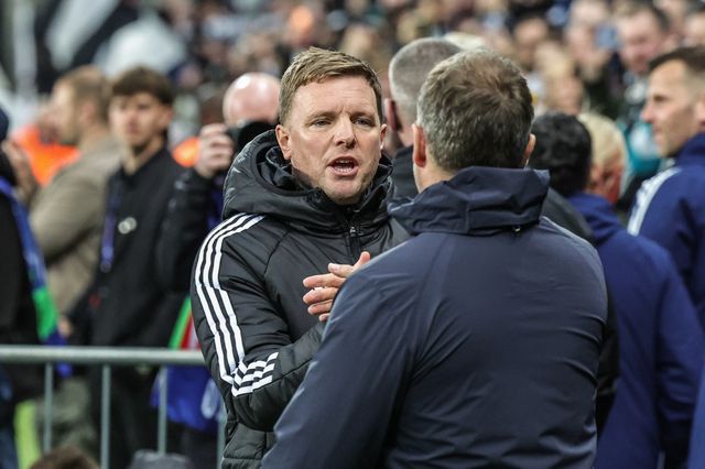 Eddie Howe manager of Newcastle United embraces Hansi Flick manager of Barcelona ahead of the UEFA Champions League Last 16 match Newcastle Untied vs Barcelona at St. James's Park, Newcastle, United Kingdom on 10 March 2026

(Photo by Mark Cosgrove/News Images)