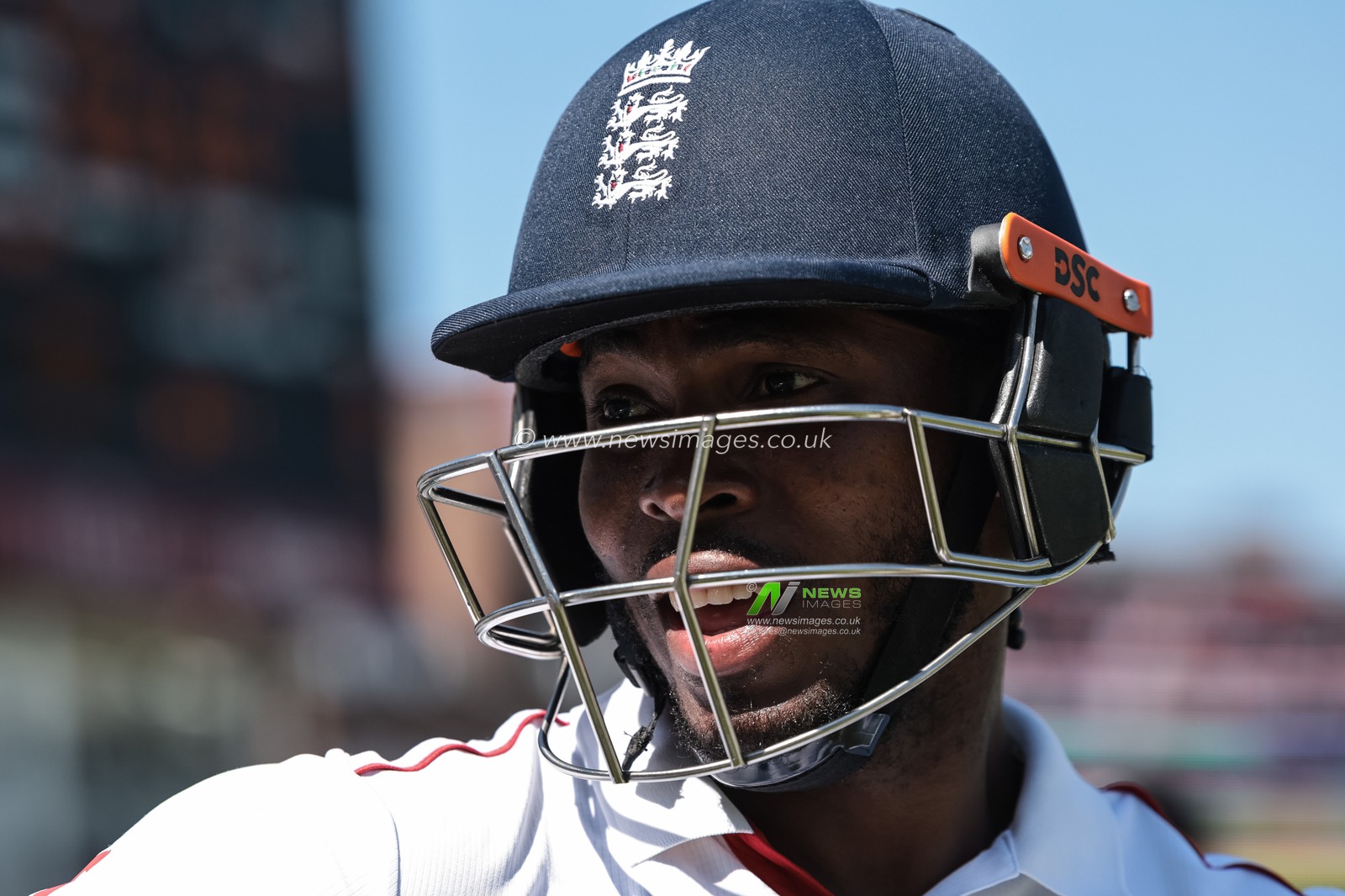Jofra Archer of England prepares to go out and bat during the 2nd Rothesay Test Match Day 3 match England vs New Zealand at The Kia Oval, London, United Kingdom on 19 June 2026

(Photo by Mark Cosgrove/News Images)