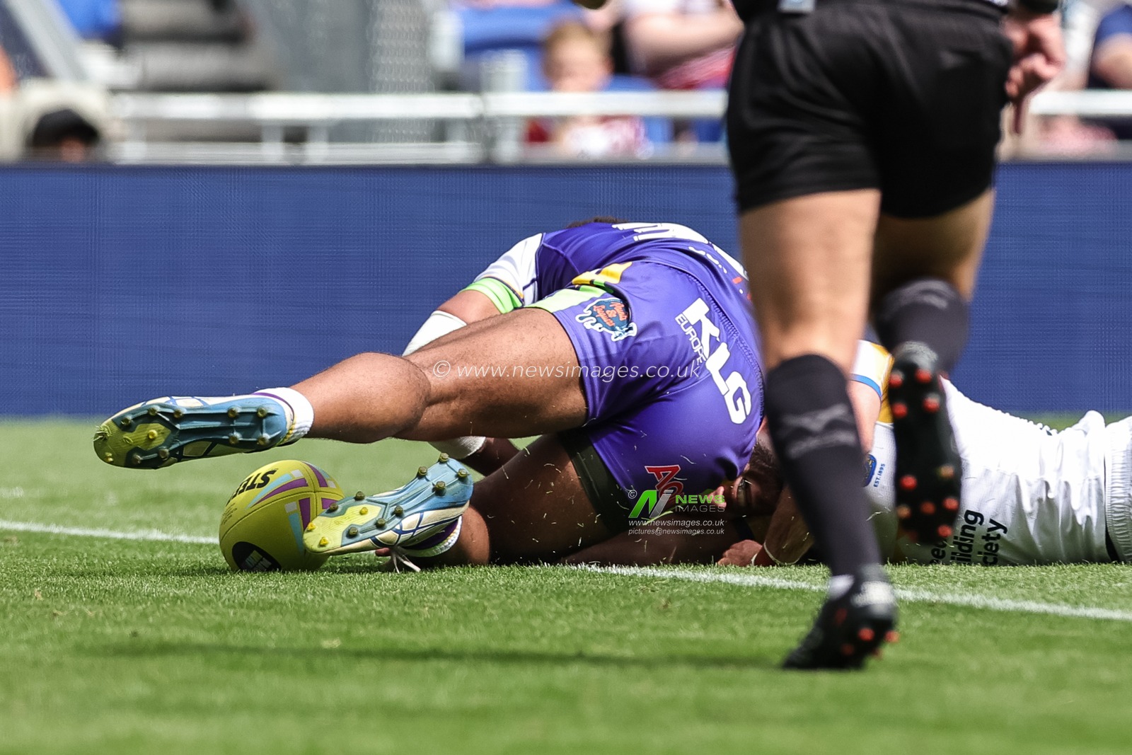 Jarrod O'Connor of Leeds Rhinos goes over for a try during the Betfred Super League Magic Weekend match Leeds Rhinos vs Bradford Bulls at Hill Dickinson Stadium, Liverpool, United Kingdom on 05 July 2026

(Photo by Mark Cosgrove/News Images)