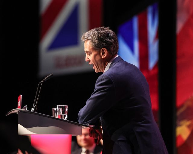 Ed Milliband MP, Secretary of State for Energy Security and Net Zero addresses conference during the Labour Party Annual Conference 2025 Day 4 at ACC, Liverpool, United Kingdom, 1st October 2025

(Photo by Mark Cosgrove/News Images)